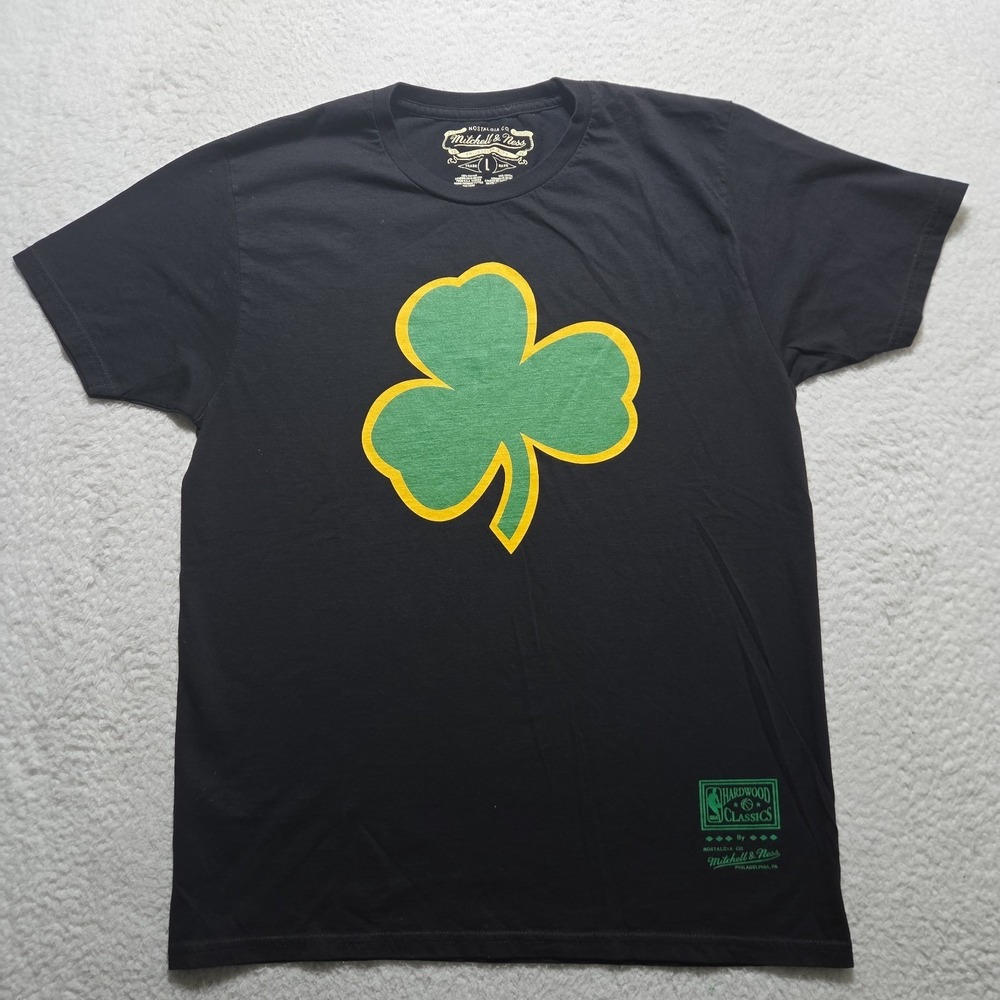 Mitchell & Ness Boston Celtics NBA Graphic T-Shirt Green Mens Large Lucky Clover